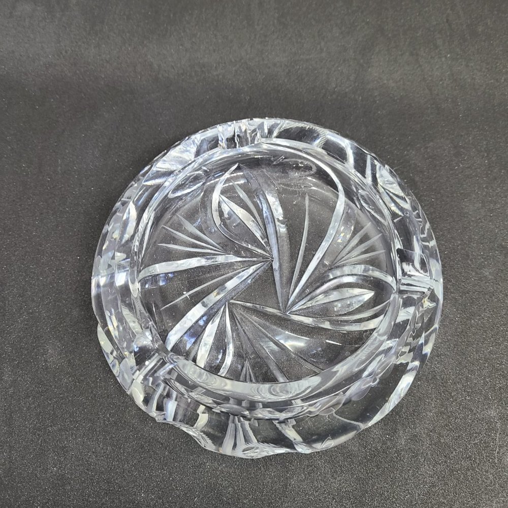Crystal ashtray.